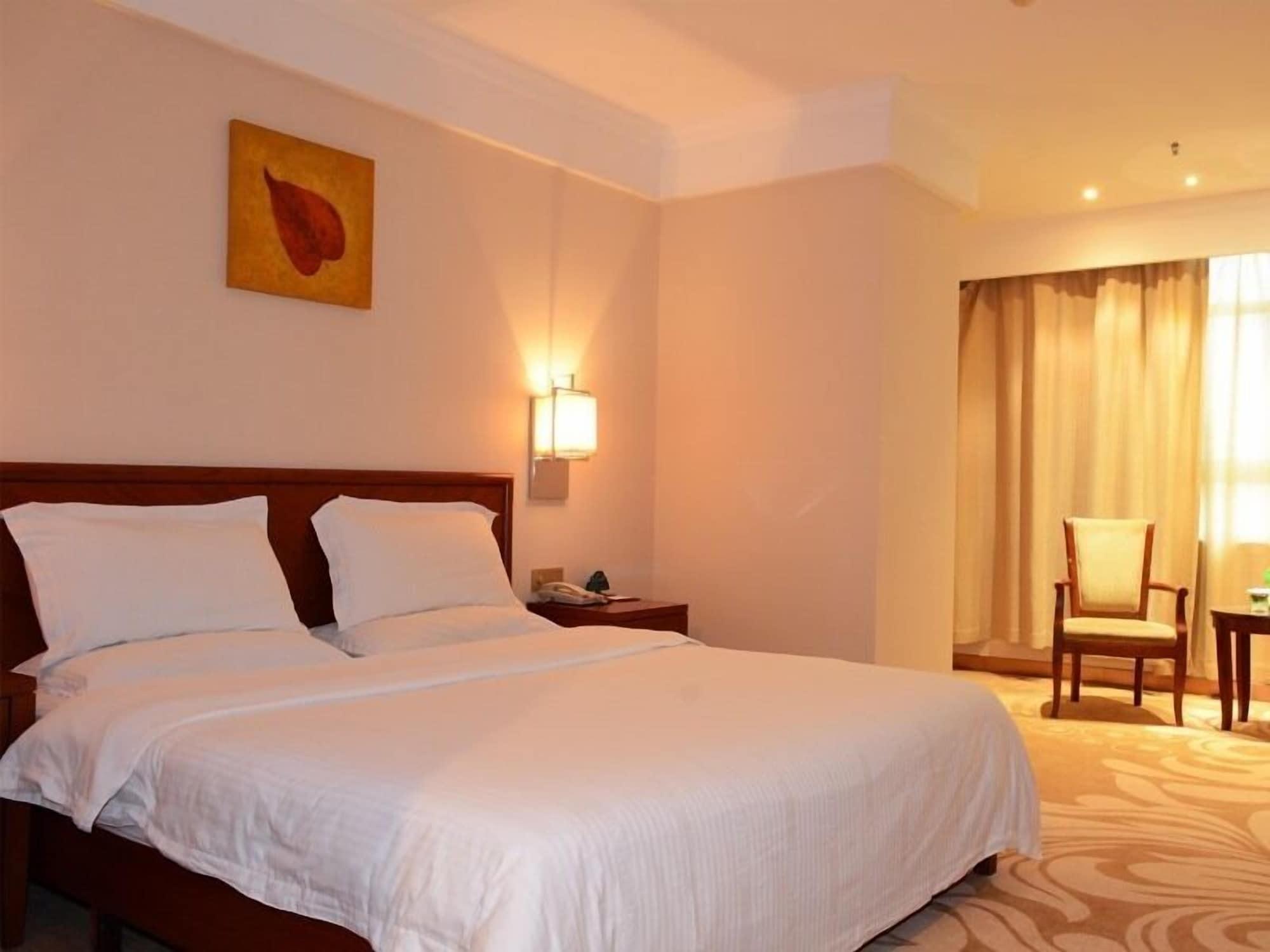 Greentree Inn Dongguan Houjie Business Hotel Exterior photo