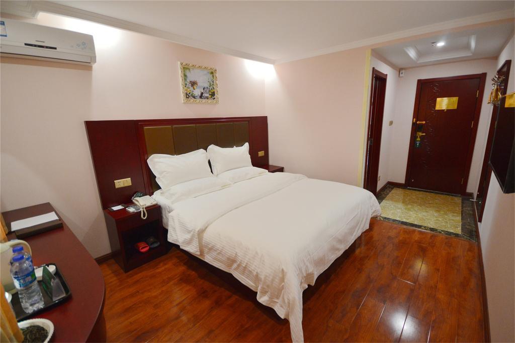 Greentree Inn Dongguan Houjie Business Hotel Exterior photo