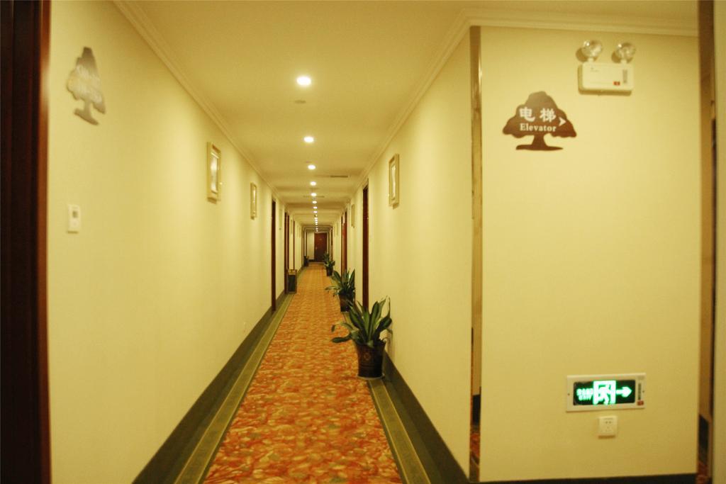 Greentree Inn Dongguan Houjie Business Hotel Exterior photo